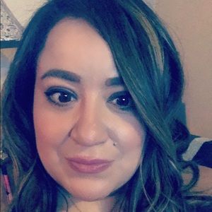 Meet your Posher, Marixsa